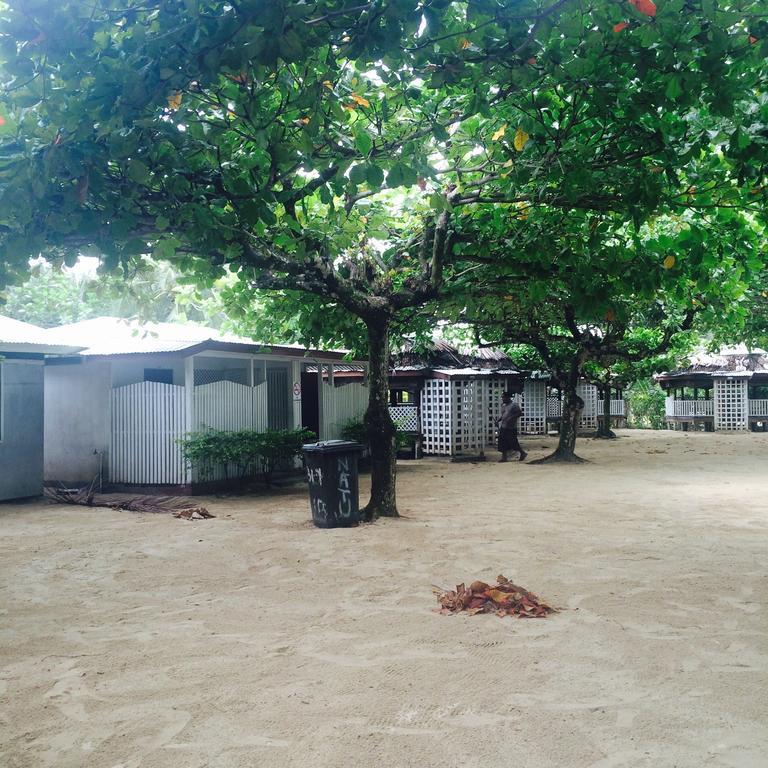 Vacations Beach Fale Hotel Manase Luaran gambar