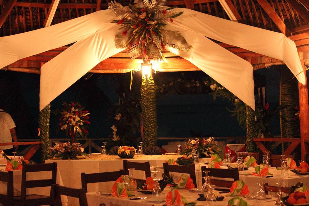 Vacations Beach Fale Hotel Manase Luaran gambar