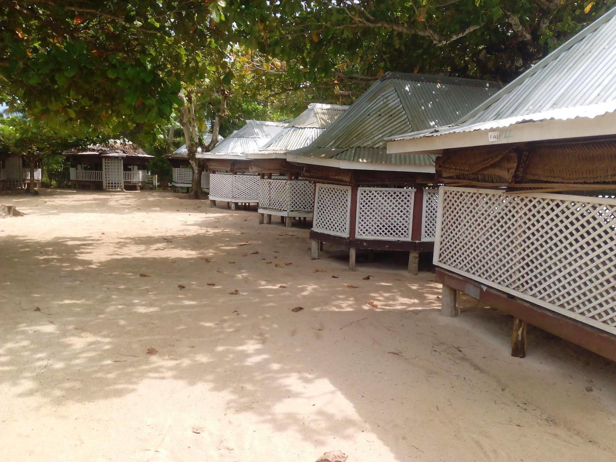 Vacations Beach Fale Hotel Manase Luaran gambar
