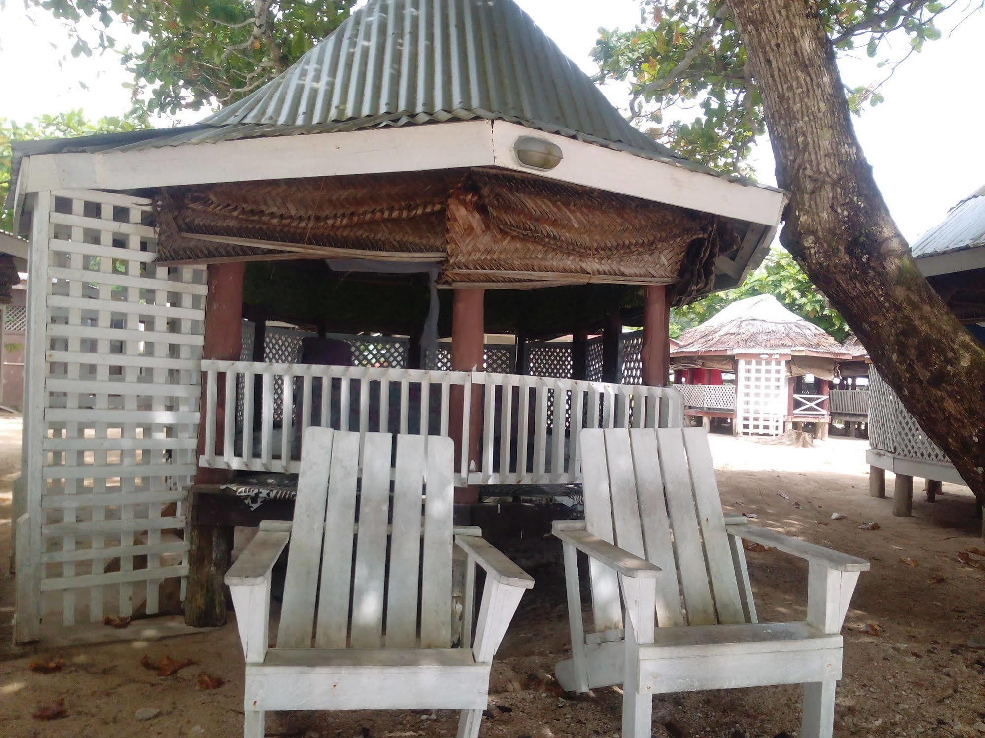 Vacations Beach Fale Hotel Manase Luaran gambar