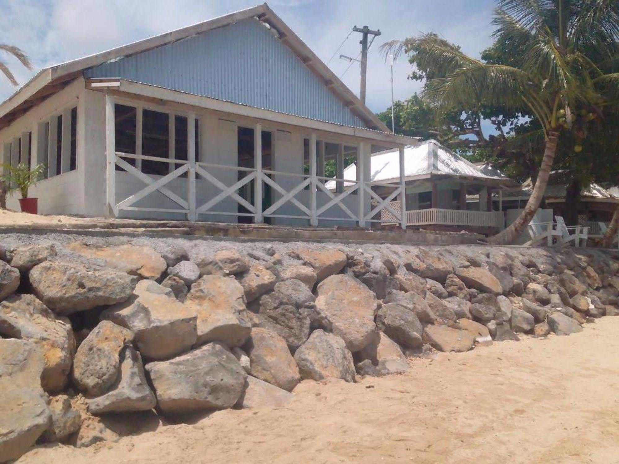 Vacations Beach Fale Hotel Manase Luaran gambar